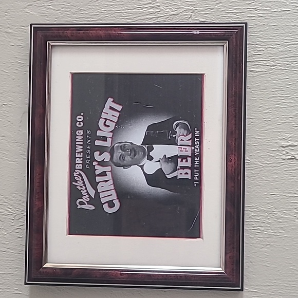 Three Stooges Beer Curly's Light Beer - Picture 1 of 2